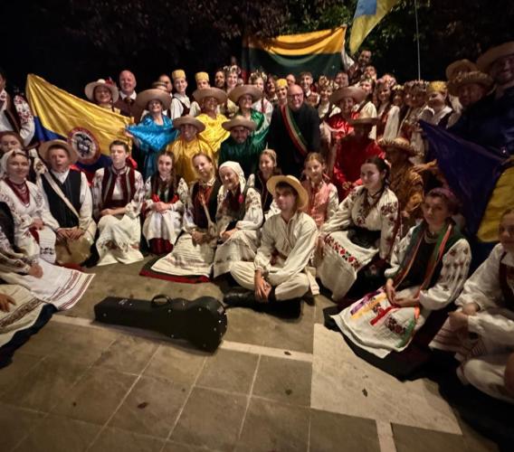 Castelraimondo, successo per la prima serata del Festival del Folklore