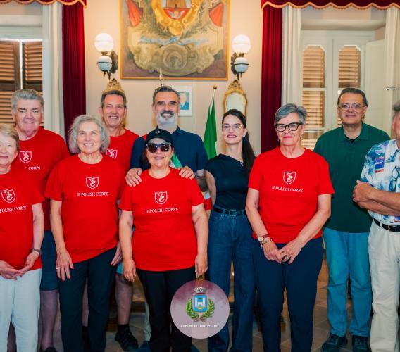 Sulle tracce dei padri in guerra: le famiglie dei veterani polacchi accolte a Loro Piceno