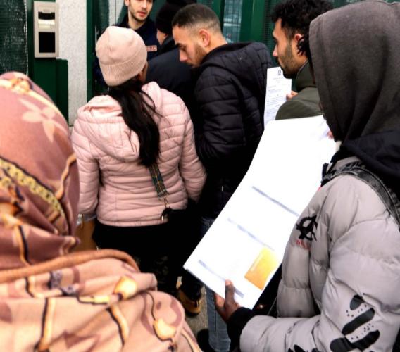 Macerata, nuovi orari per il ritiro dei permessi di soggiorno: cosa cambia