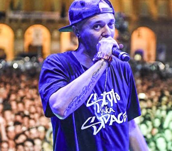 Clementino, il vento e il mojito