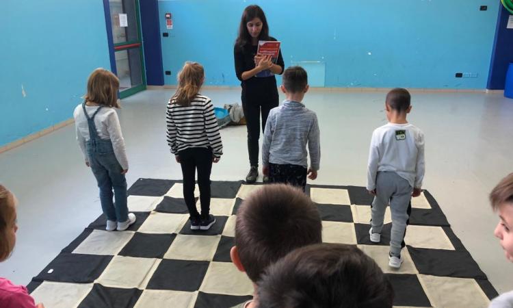Alla Lucatelli di Tolentino corso di scacchi “palestra” che allena la mente di tanti giovani allievi
