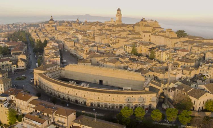 Macerata, anche lo Sferisterio diventa un cantiere: resterà chiuso per un mese