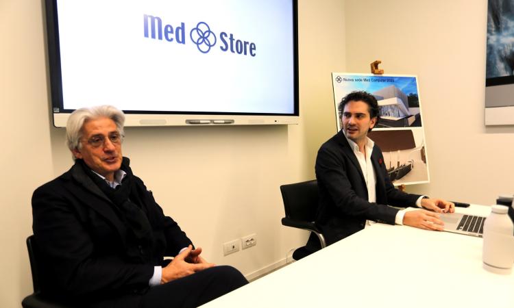 Macerata Med Store, Sandro e Stefano Parcaroli: "Un grandioso progetto green all'insegna di tecnologia e design" (FOTO) Macerata Med Store, Sandro e Stefano Parcaroli: "Un grandioso progetto green all'insegna di tecnologia e design" (FOTO)