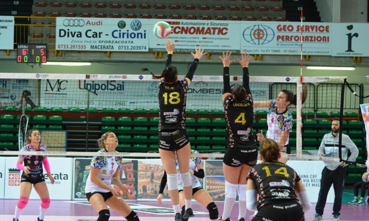 Battuta d'arresto Roana Cbf: Exacer Montale si impone in quattro set Battuta d'arresto Roana Cbf: Exacer Montale si impone in quattro set