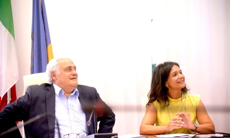 Porto Recanati, “Estate al Cinema" accende le luci dell'Arena Gigli: si inizia il 19 Luglio con Pupi Avati (VIDEO e FOTO) Porto Recanati, “Estate al Cinema" accende le luci dell'Arena Gigli: si inizia il 19 Luglio con Pupi Avati (VIDEO e FOTO)