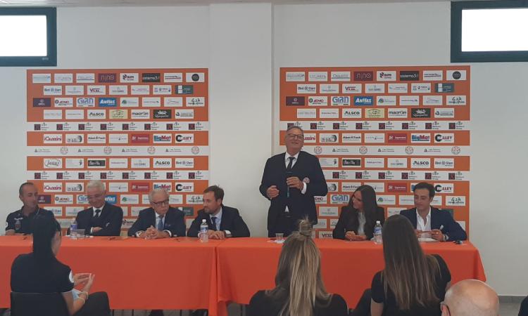 Cbf Volley Macerata, parte la corsa in A2: "Abbiamo tanta ambizione" (FOTO e VIDEO) Cbf Volley Macerata, parte la corsa in A2: "Abbiamo tanta ambizione" (FOTO e VIDEO)