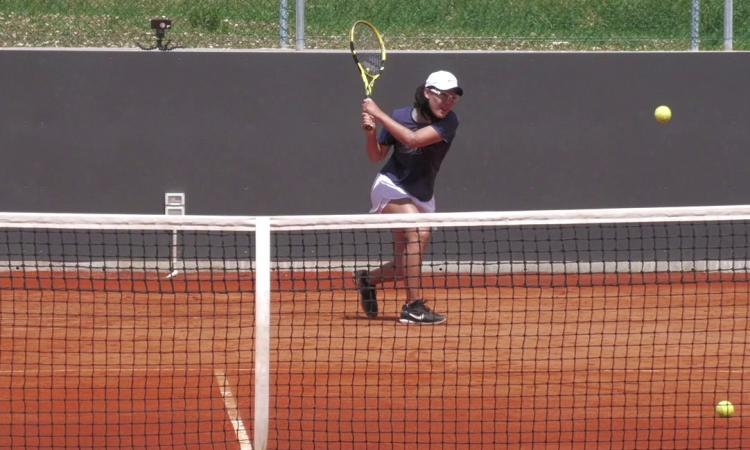 La tennista Saisai Zheng si allena a Tolentino per il Roland Garros La tennista Saisai Zheng si allena a Tolentino per il Roland Garros