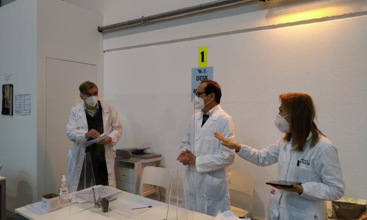 Vaccini, due nuovi Open Day a Piediripa e Camerino: ecco le dosi a disposizione dei non prenotati Vaccini, due nuovi Open Day a Piediripa e Camerino: ecco le dosi a disposizione dei non prenotati