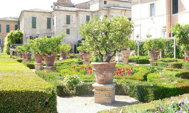 Potenza Picena, apertura straordinaria per porzione del giardino di Villa Buonaccorsi Potenza Picena, apertura straordinaria per porzione del giardino di Villa Buonaccorsi