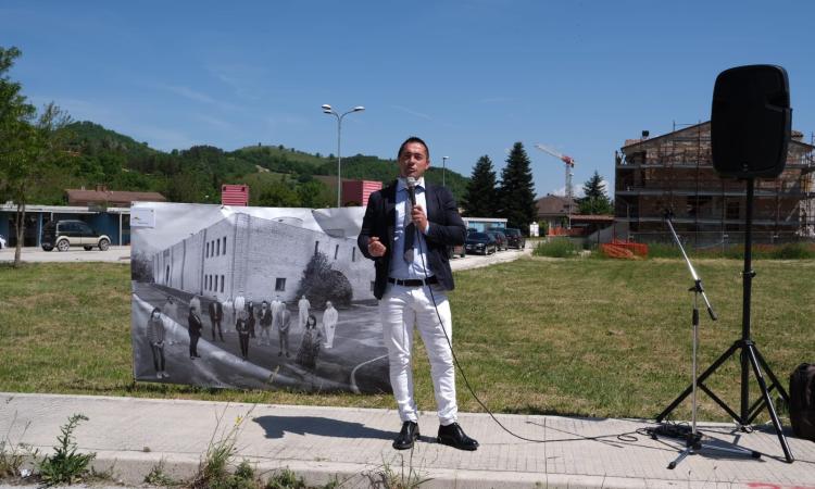 Pieve Torina, "scatti di comunità" in una mostra: la memoria come strumento di resilienza Pieve Torina, "scatti di comunità" in una mostra: la memoria come strumento di resilienza