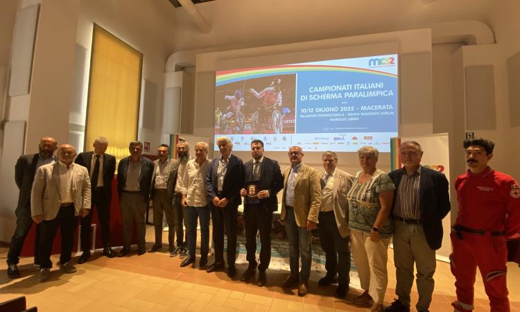 A Macerata i campionati italiani di scherma paralimpica: una tre giorni di grande sport A Macerata i campionati italiani di scherma paralimpica: una tre giorni di grande sport