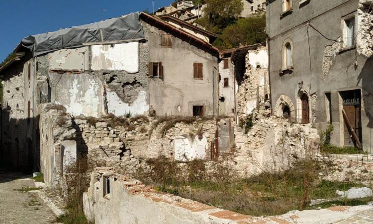 Castelsantangelo e il 'miraggio' della ricostruzione. Falcucci: “Rischiamo di essere dimenticati” (FOTO e VIDEO) Castelsantangelo e il 'miraggio' della ricostruzione. Falcucci: “Rischiamo di essere dimenticati” (FOTO e VIDEO)