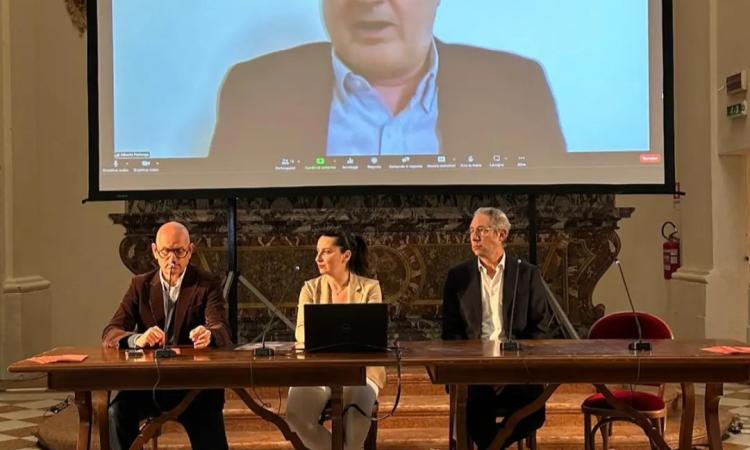 Civitanova, Comune e Università disegnano la "scuola del futuro": presentati i progetti Civitanova, Comune e Università disegnano la "scuola del futuro": presentati i progetti