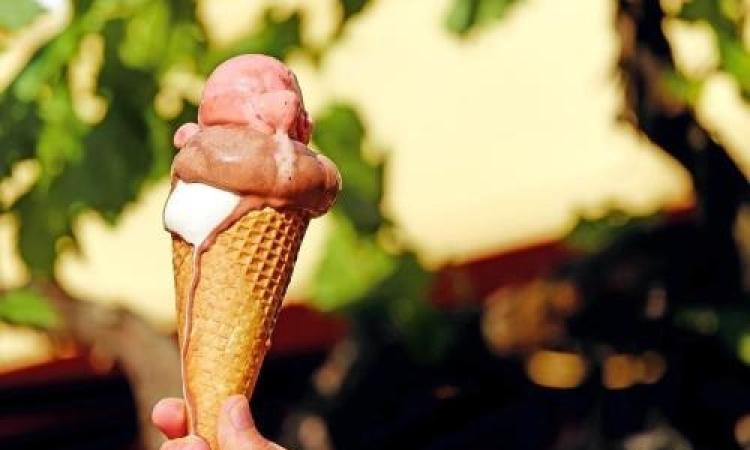 Nestlé ritira i coni gelato in Usa, test positivi alla listeria: possibili rischi per la salute