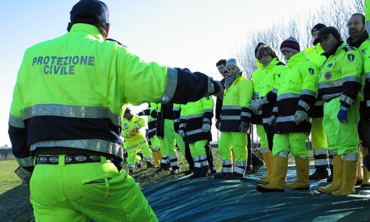 Entro l’estate 1.599 volontari da impiegare nelle aree terremotate: pubblicato il bando