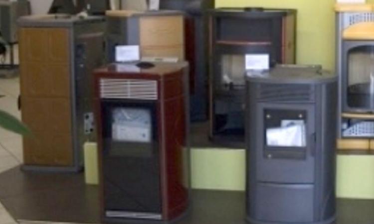 Ladri a Treia: rubate venti stufe a pellets