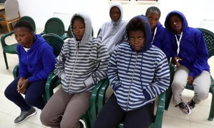 Portavano illegalmente pakistani in Europa: sgominata banda, il capo preso a Macerata