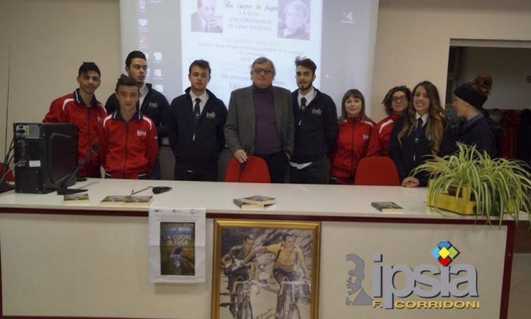 Oliviero Beha ha incontrato gli studenti dell'Ipsia di Corridonia