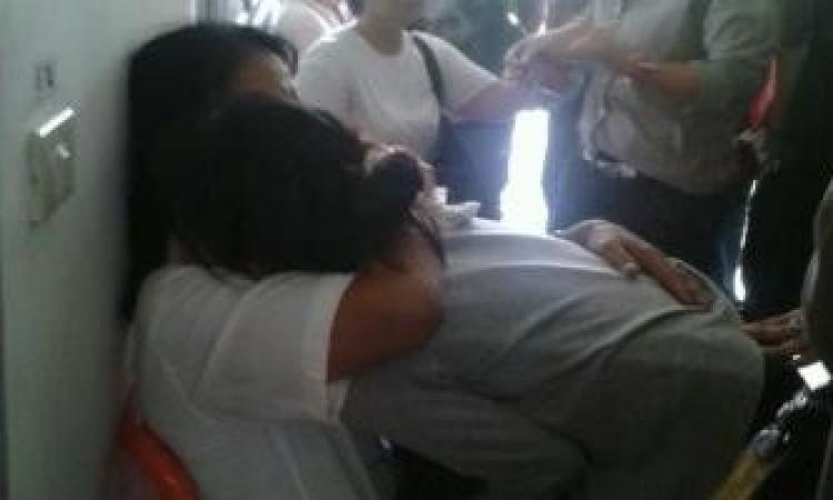 Dramma in Thailandia: eroico pensionato italiano 91enne muore per salvare la vita alla moglie thailandese