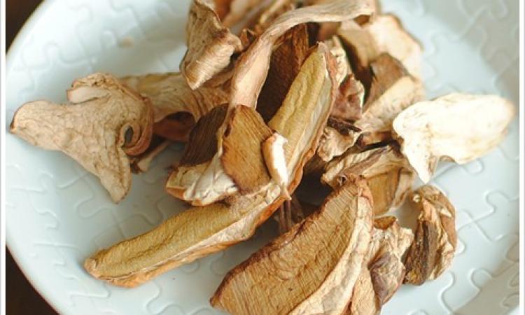Funghi porcini secchi "Oliveri" ritirati per salmonella