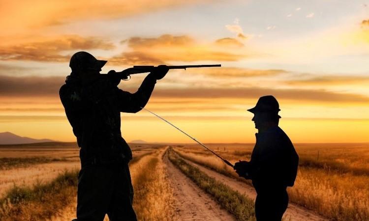 Il presidente di Enalcaccia: "La Regione sta uccidendo caccia e pesca sportiva"