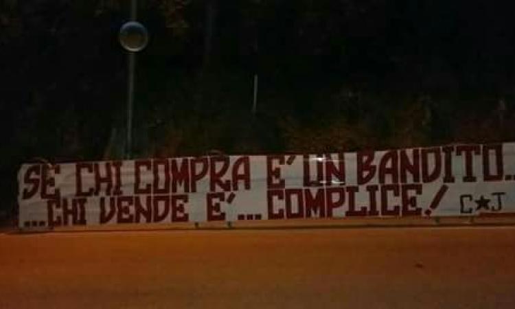 "Dalla nuova società pretendiamo chiarezza, dal sindaco un intervento immediato per salvare 95 anni di storia": l'appello della Curva Just