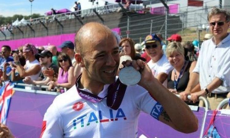 I Teatri di Sanseverino presentano “C'era una volta il mago”, biografia dell'atleta paralimpico di ciclismo Farroni