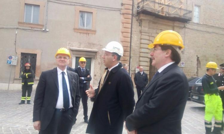 Il Governatore della Banca d'Italia Visco visita la zona rossa di Camerino