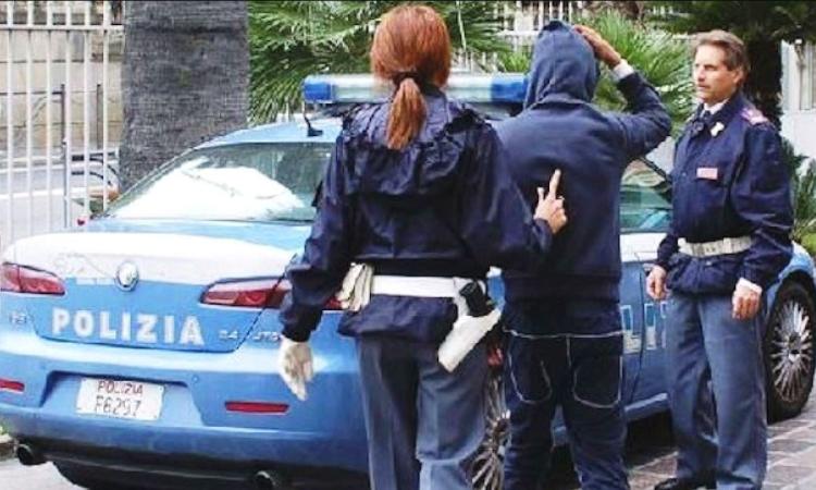 Spacciatore seriale arrestato a Porto Recanati: era già finito in manette lo scorso giugno