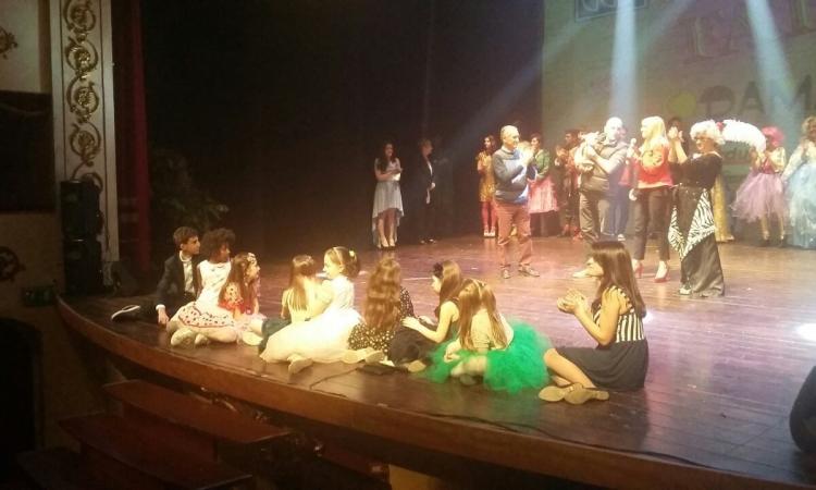 La solidarietà dell'Avulss a teatro in un week end a tutto volontariato