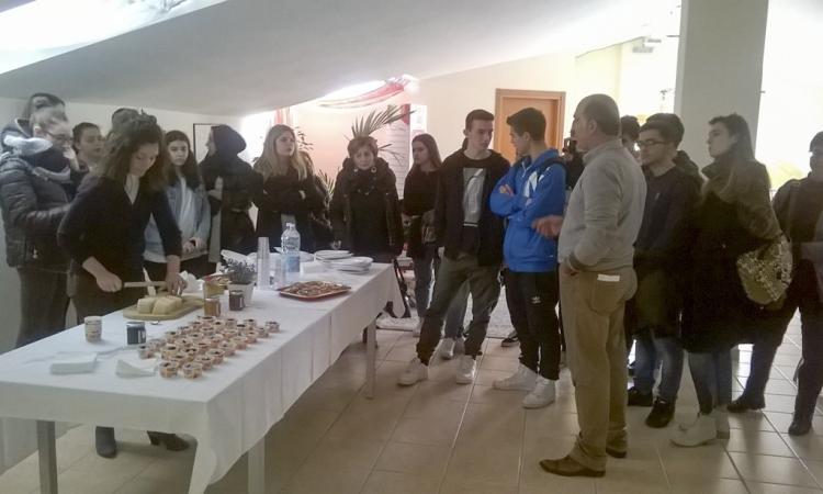 Gli studenti dell'Istituto Ricci studiano l'agro-alimentare per il mercato tedesco all'interno della SiGi