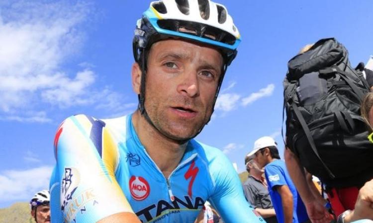 Tragedia a Filottrano: il ciclista Michele Scarponi muore investito da un camion mentre si allena