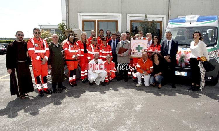Civitanova, taglio del nastro per la nuova ambulanza della Croce Verde donata da ICA - FOTO e VIDEO