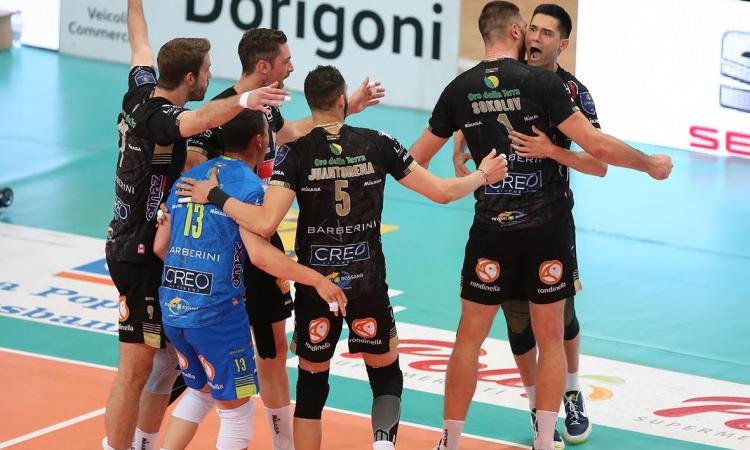 Finale Scudetto, la maratona di Gara 2 è della Lube (3-2): è 2-0 nella serie