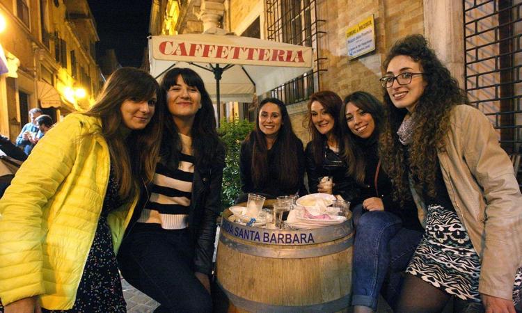 Partiti con successo gli "Aperitivi europei", l'omaggio di Macerata all'Europa - FOTO