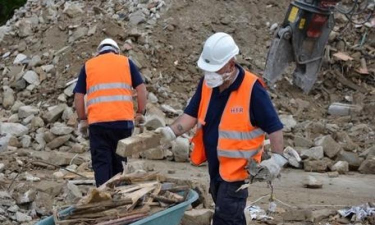 Piano macerie Marche: la stima è di oltre 281mila tonnellate Piano macerie Marche: la stima è di oltre 281mila tonnellate