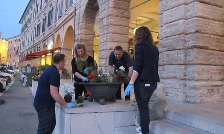 "Prendi a cuore una fioriera": nuovo appuntamento giovedì 1 giugno