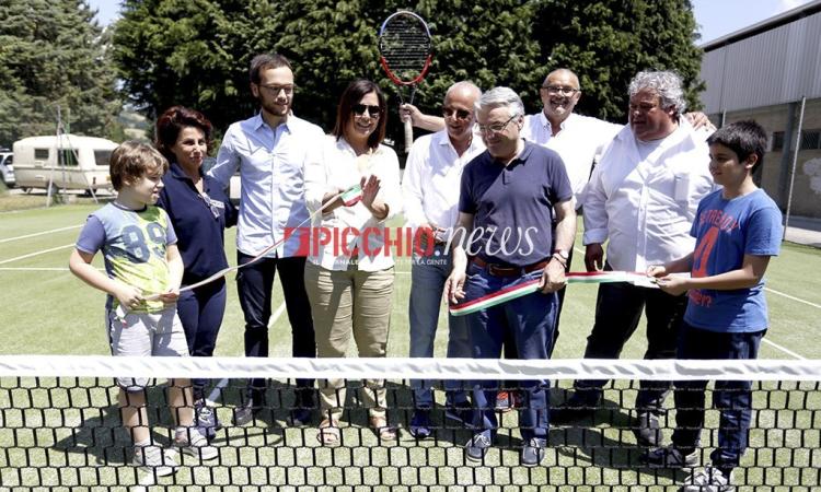 Solidarietà e sisma: un campo da tennis nuovo per Caldarola