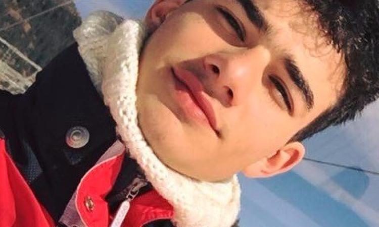 Tragedia a Tolentino: sbanda con la moto e muore un sedicenne