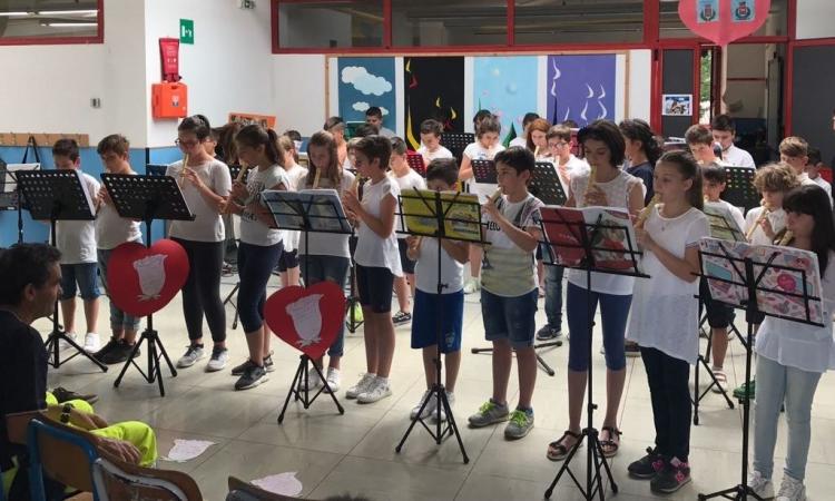 La comunità di Bagnocavallo dona fondi all'istituto comprensivo "P. Tacchi Venturi" di Cesolo