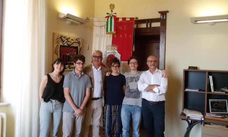 Quattro studenti ospiti del Comune di Macerata per il progetto Alternanza scuola - lavoro