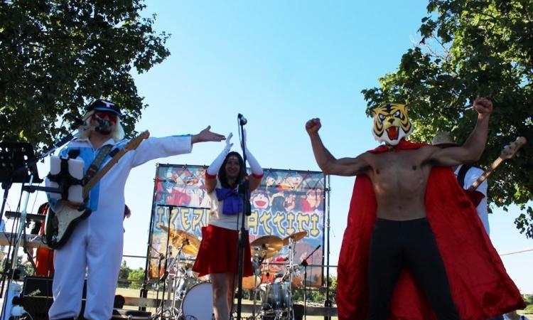 Successo Acquaday, centinaia di famiglie all'Abbadia di Fiastra