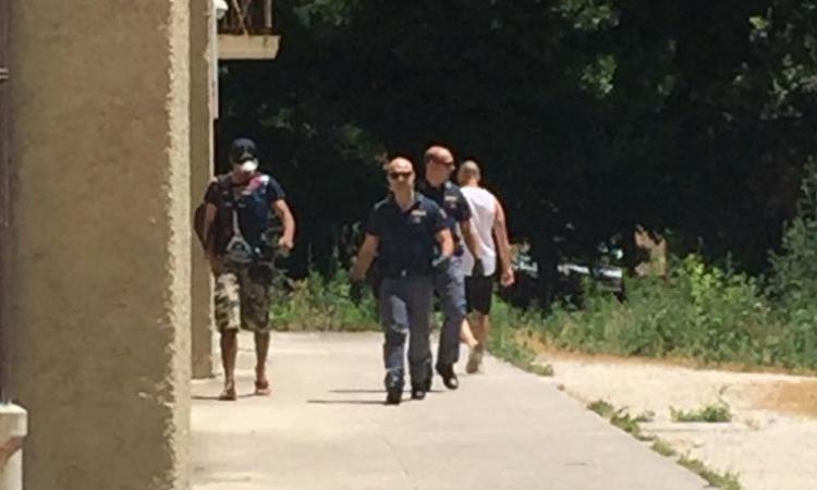 Macerata, occupa la casa inagibile per il terremoto e ne fa la sua abitazione: nei guai giovane marocchino