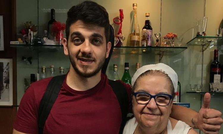 Per Mirkoeilcane dopo i 20mila euro del premio di Musicultura, arriva un assegno da... 20mila vincisgrassi