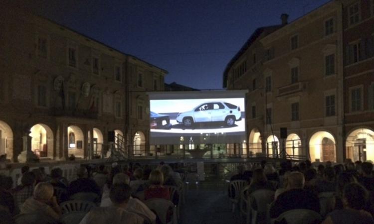La rassegna “Una piazza da cinema” conquista applausi a scena aperta