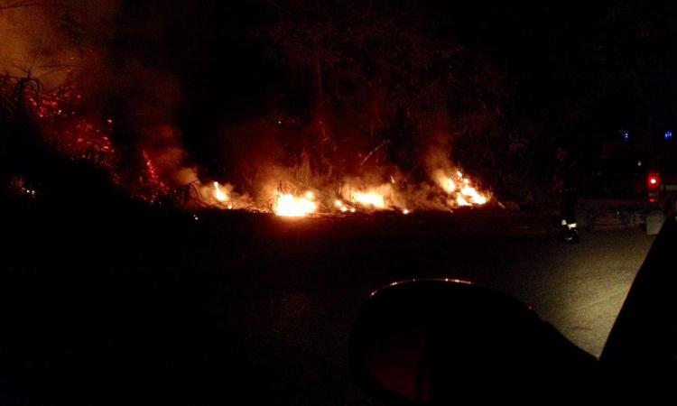 Civitanova, sedati due incendi nel cuore della notte