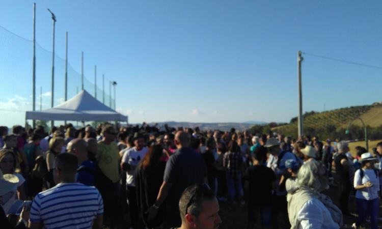 Tre chilometri a piedi per "Teatrando di Paglia": circa 700 persone alla manifestazione