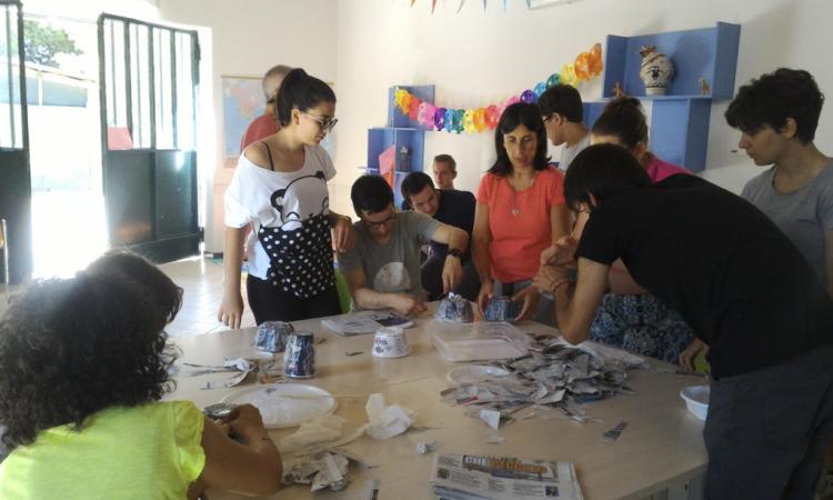 Macerata, l'assessore Marcolini in visita presso il Centro estivo per adolescenti diversamente abili