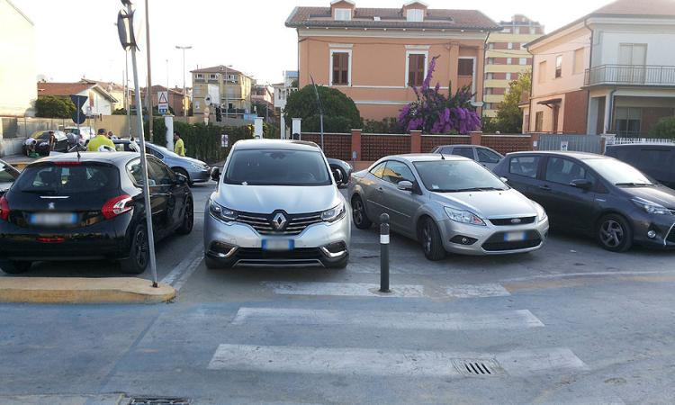 Civitanova, multe in via Regina Margherita