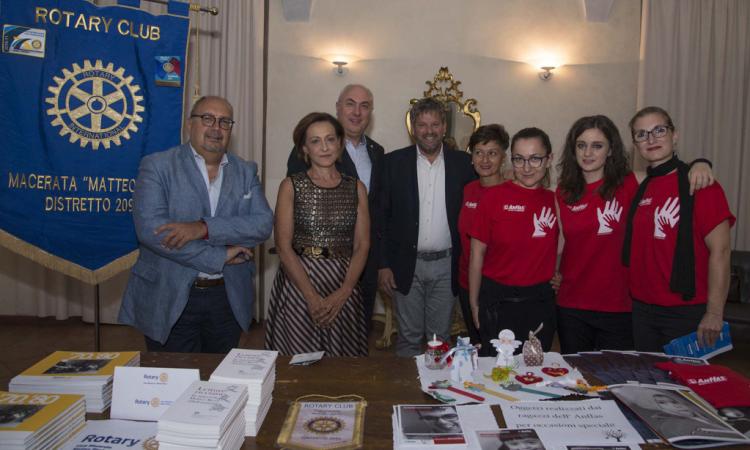 Domani, 2 agosto,  Shi (Si faccia) al teatro Lauro Rossi